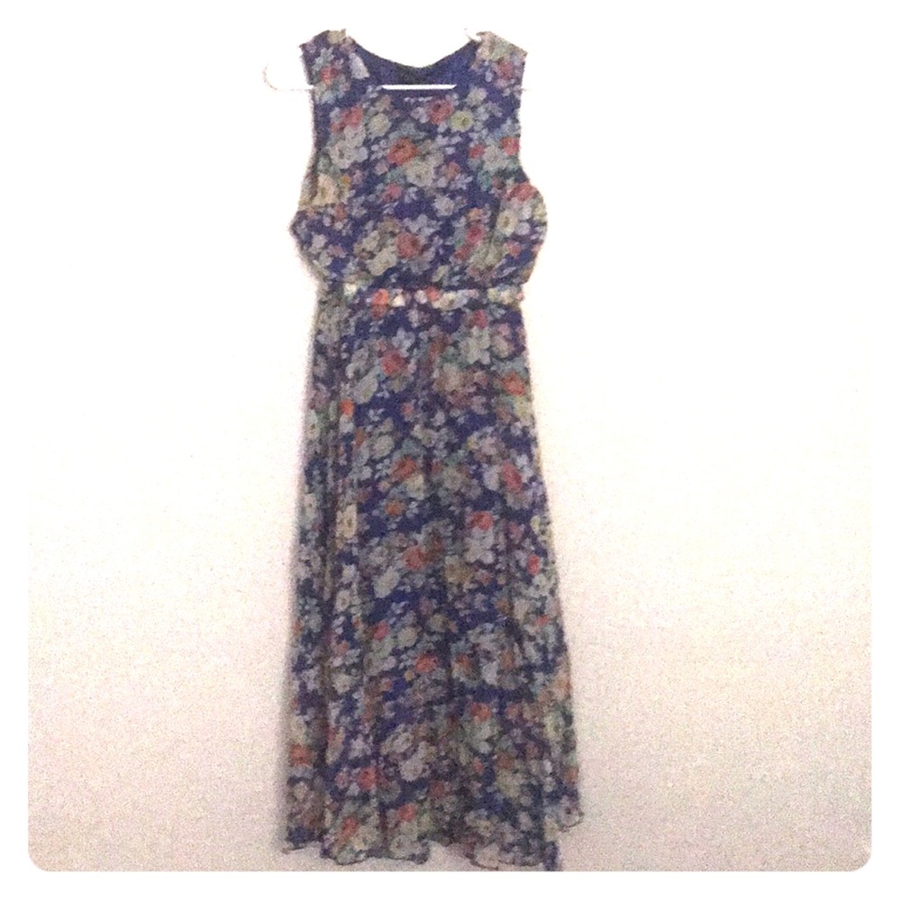 Blue Floral Flowy Maxi Dress with Fitted Waist